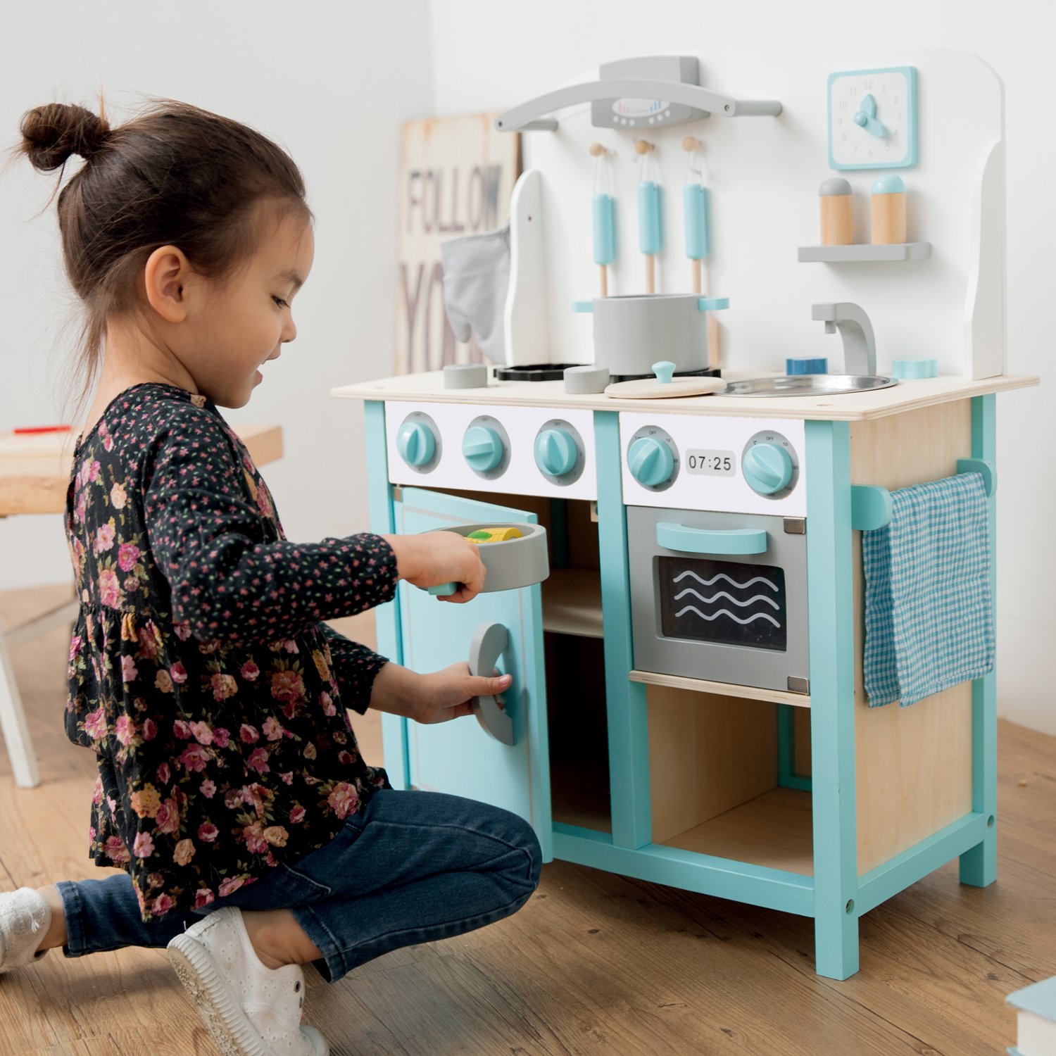 new classic toys kitchen